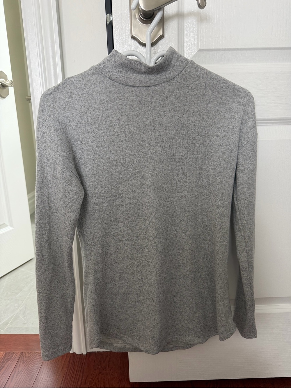 Dynamite Heather Gray Long Sleeve Mock Neck Top